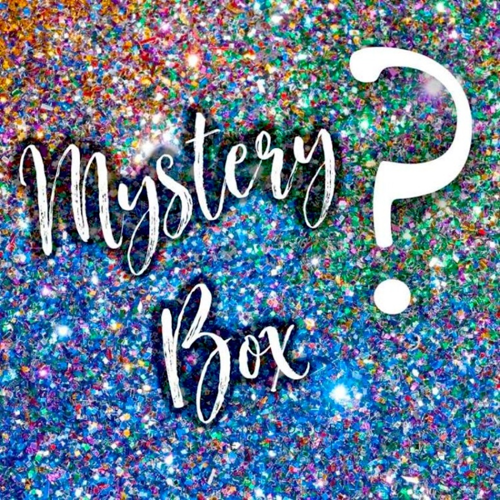$200 Mystery Box of clothes and jewelry. Valued over $200 minimum